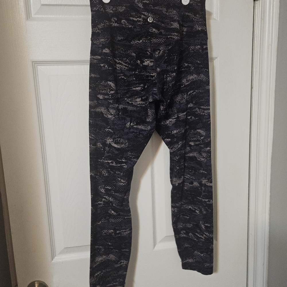 Lulu Align Rip wave Purple Thunder Black size 6 - Picture 6 of 10
